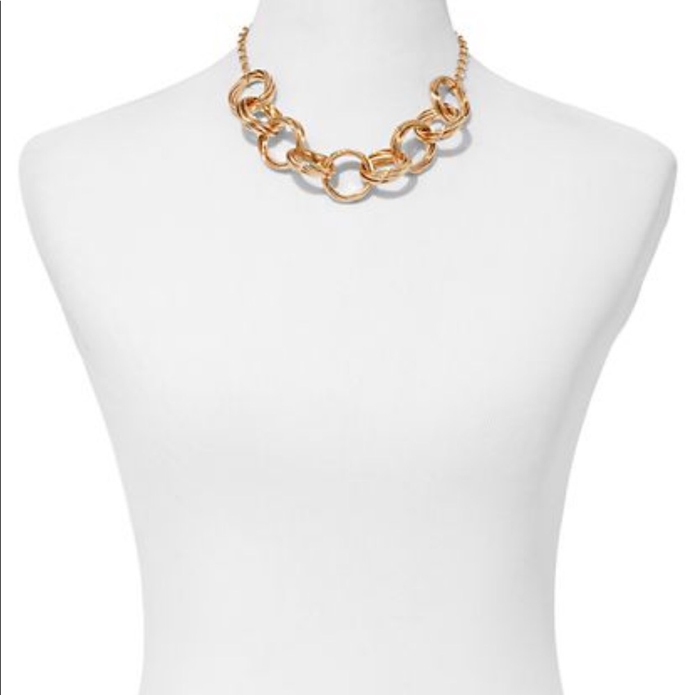 Gold round link statement necklace - Picture 2 of 3